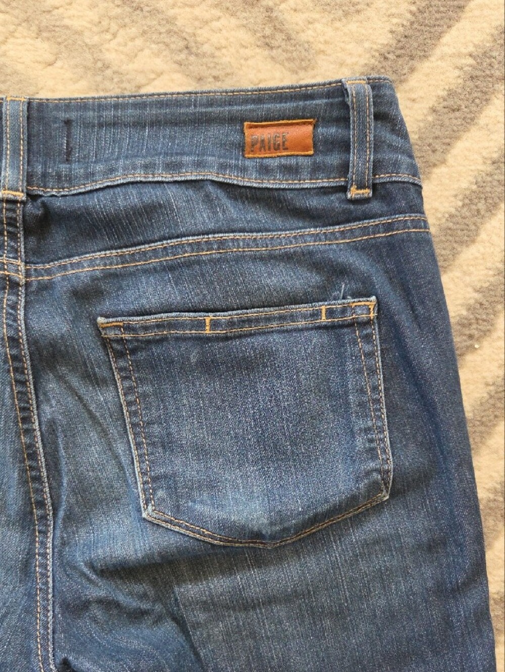 PAIGE Hidden Boot Indigo Flared Women's Jeans Size 28 - Picture 5 of 7